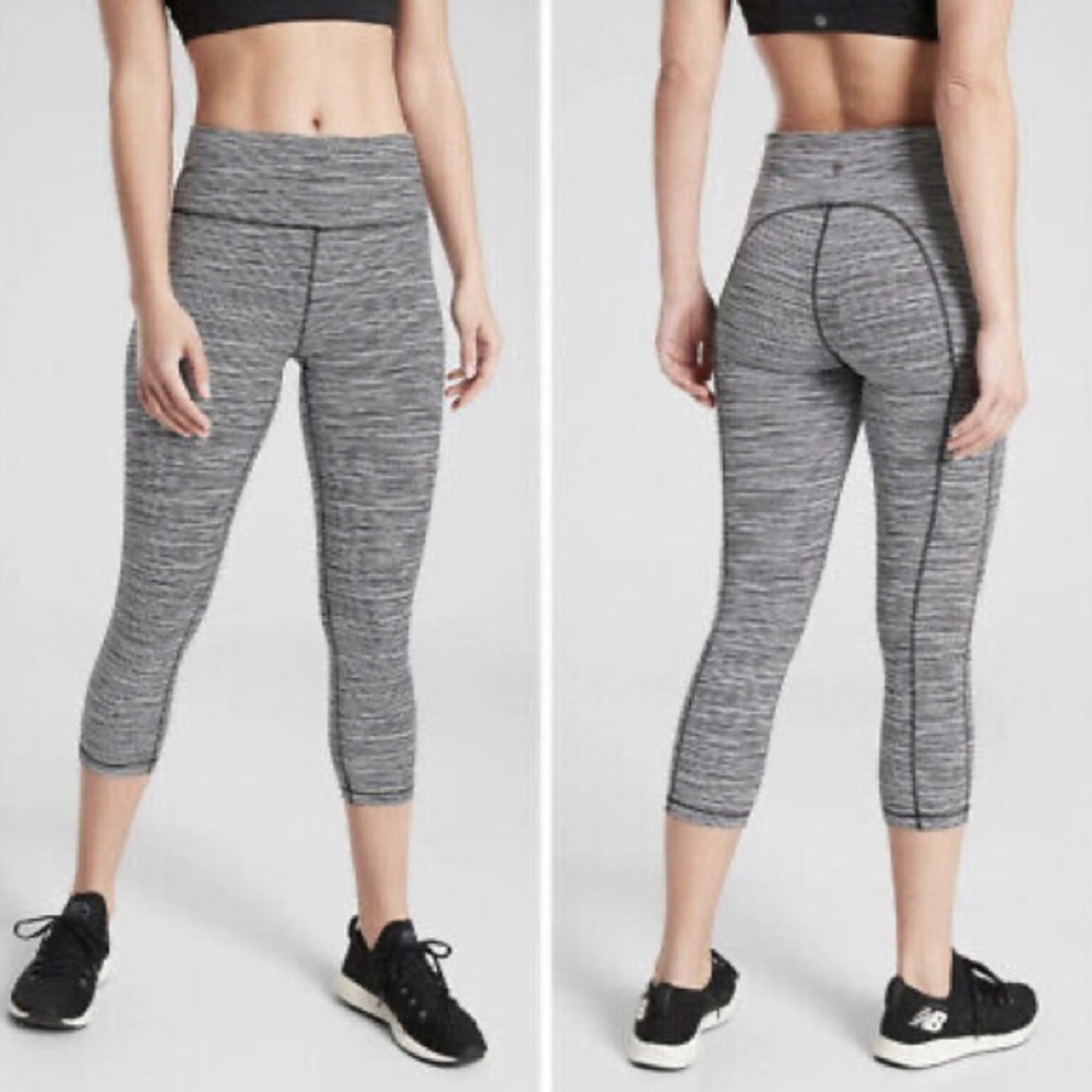 Athleta Ultimate Capri Legging Black White‎ Medium Tall